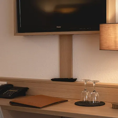 Astra 3* Düsseldorf