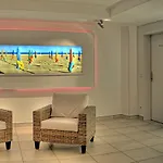 מלון Astra 3*