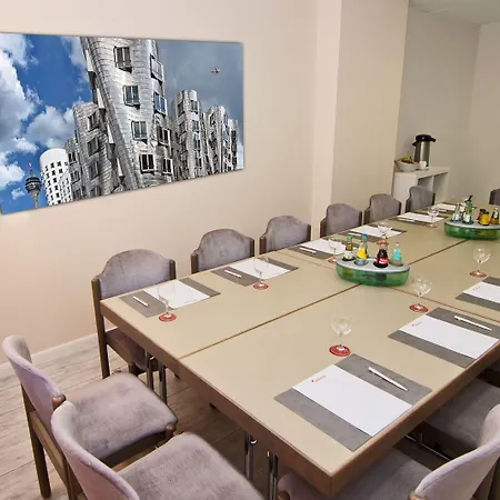 Hotel Astra 3*