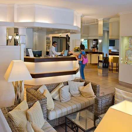 Astra Hotel