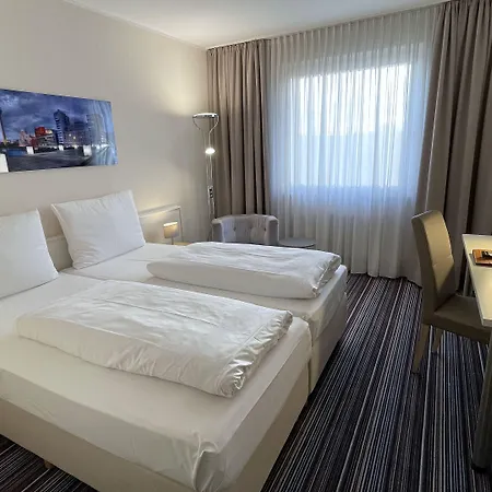 Astra 3* Düsseldorf