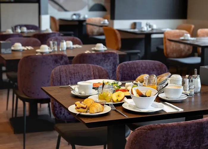 アストラ デュッセルドルフ