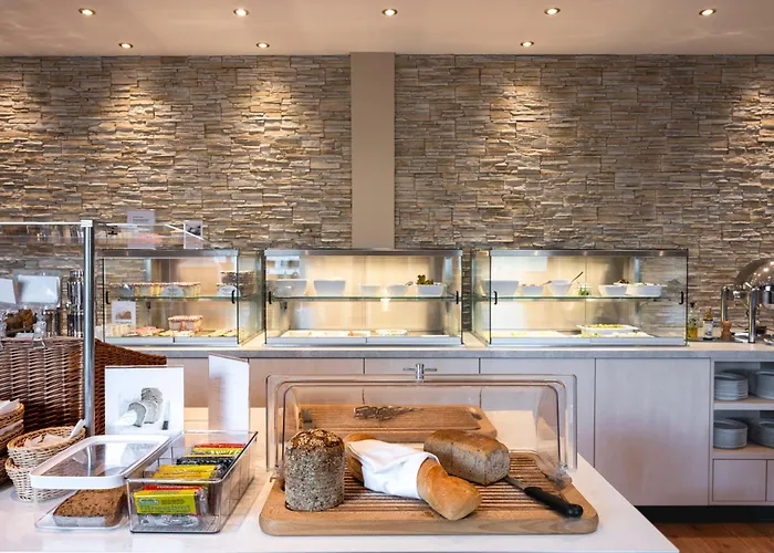 Astra 3* Дюссельдорф