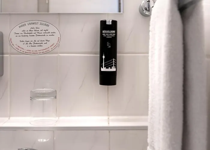 アストラ デュッセルドルフ