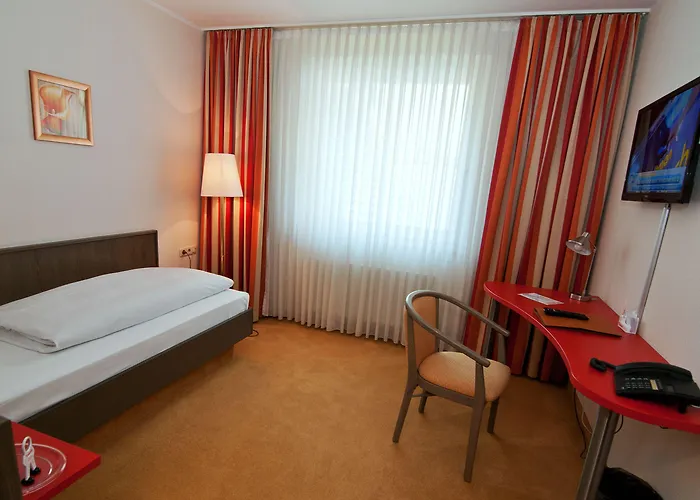 Astra 3* Düsseldorf