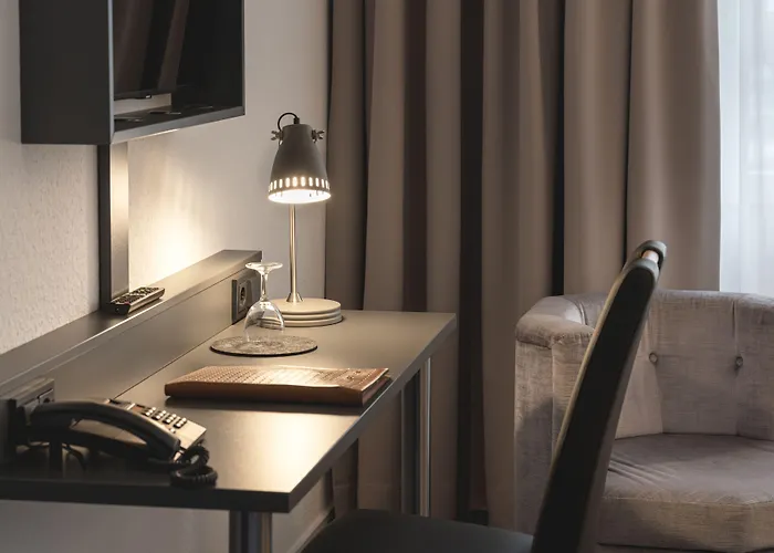 Astra 3* Düsseldorf